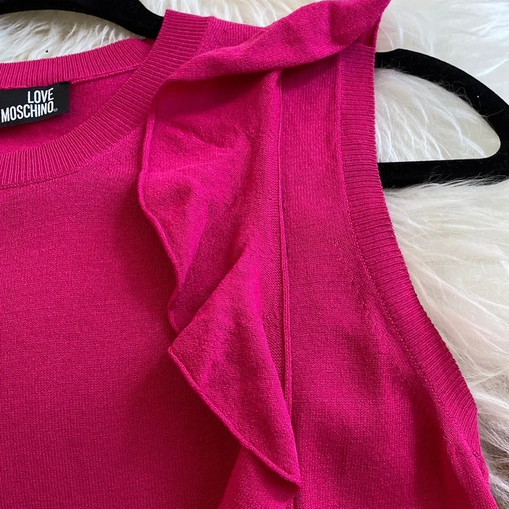 Love Moschino bright hot